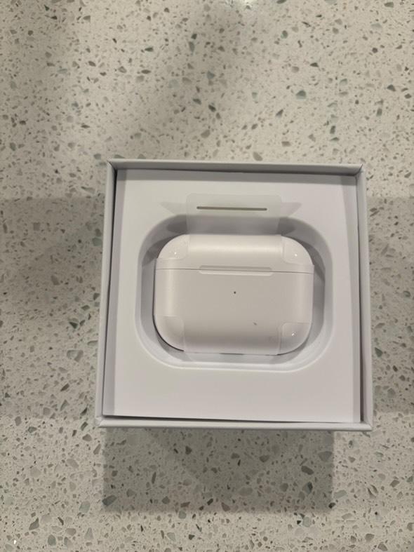 Apple AirPods Pro (2nd Generation)